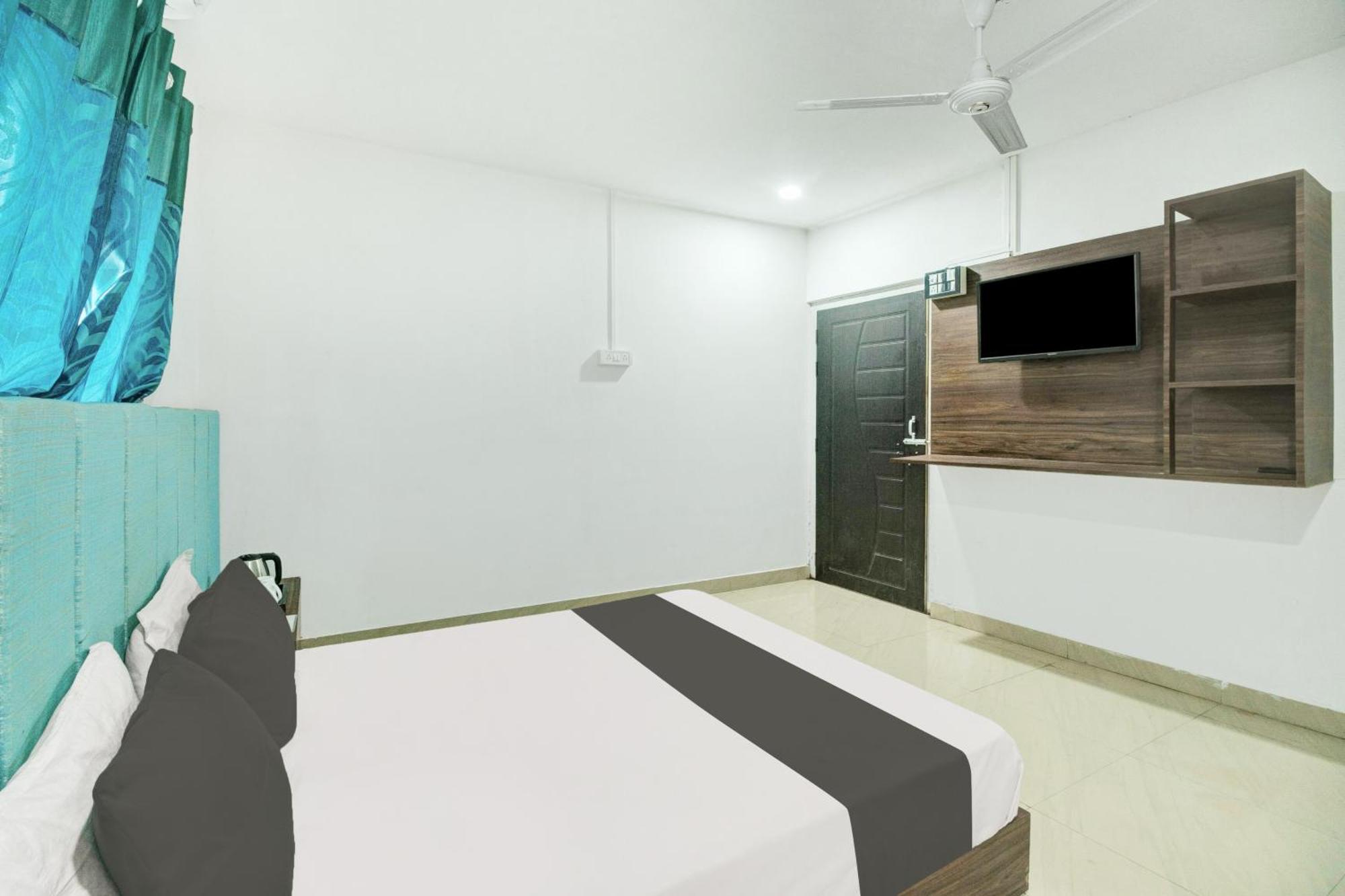 Hotel O Royal Regency, Pathsala Dalaigaon Bagian luar foto